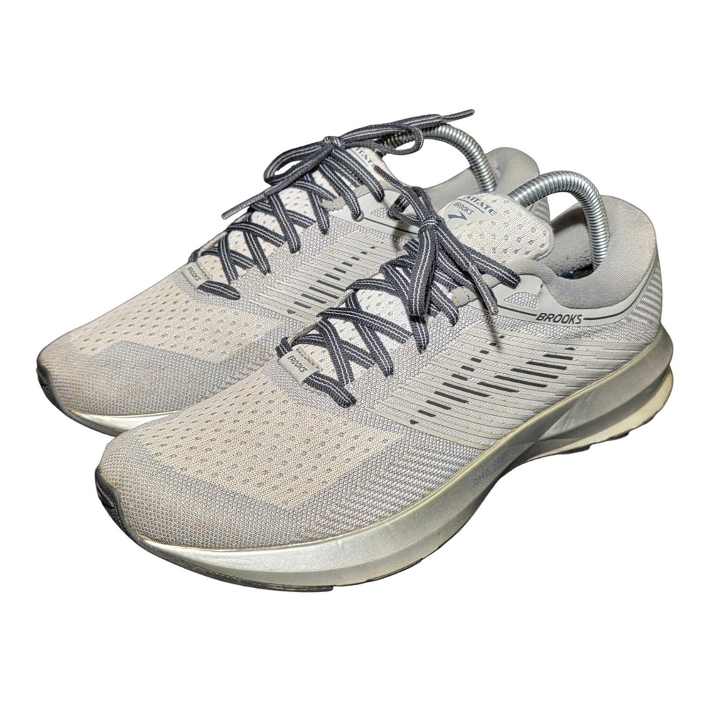 Brooks Levitate 3 Womens Grey Silver Running Shoes 1202581B131 Size 9.5 B